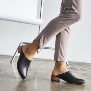 Nisolo Mariella Mule in Black